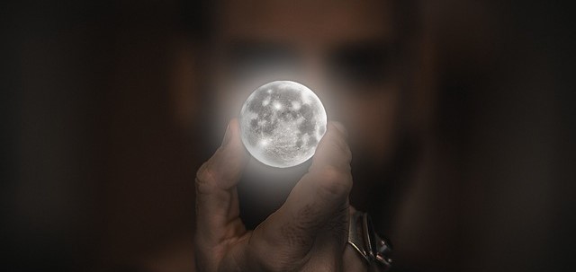 Allt du behöver veta om fullmånen i stenbocken 2023-07-03