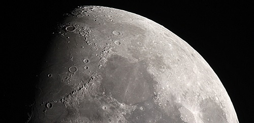 Forskare bevisar att det finns vatten under månens mark